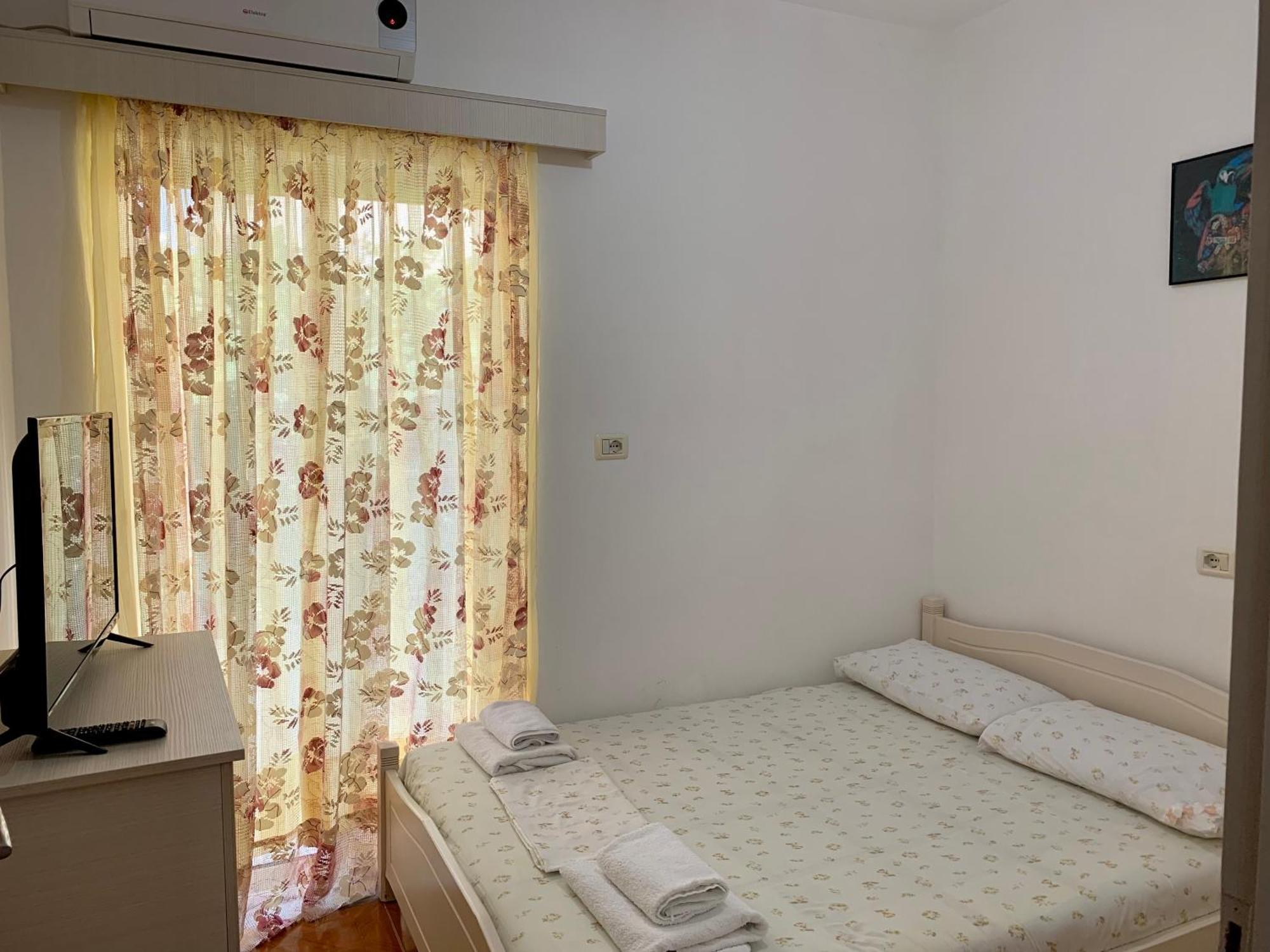 Vaso Apts Sarande